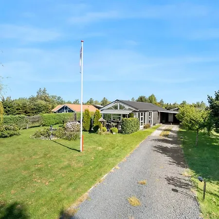 Stina Holiday home